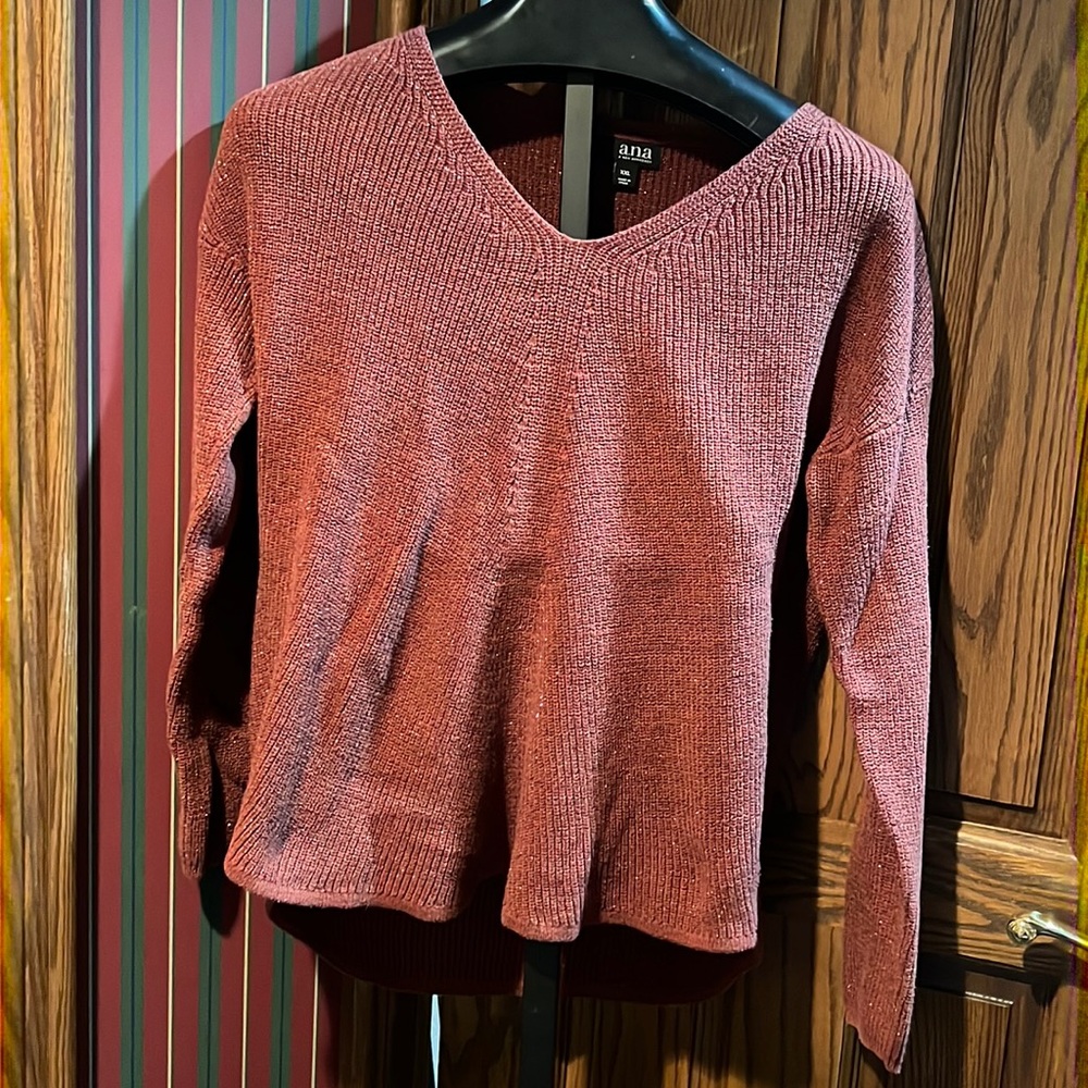 NWOT sparkly sweater ⭐️